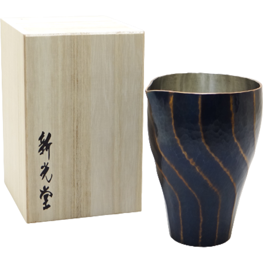 新光堂 光流紋 手造り酒器 片口 – Azuma Corporate Site